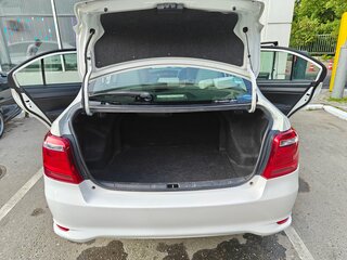 2015 Toyota Corolla Axio XI (E160, E170, E180) Рестайлинг 1, белый, 1000000 рублей, вид 4
