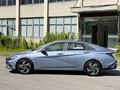 2026 Hyundai Elantra VII (CN7) Рестайлинг, голубой - вид 3