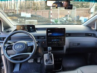 2023 Hyundai Staria I, серый, 5200000 рублей, вид 4