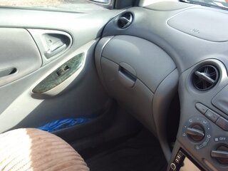 2002 Toyota Vitz I (P10), красный, 470000 рублей, вид 5