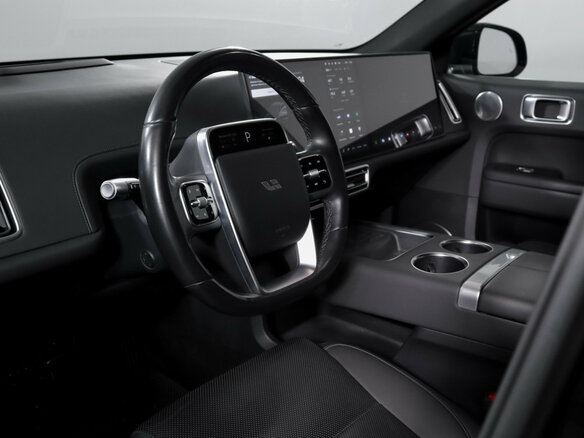 2024 Li Auto (Lixiang) L6 I, чёрный - вид 13