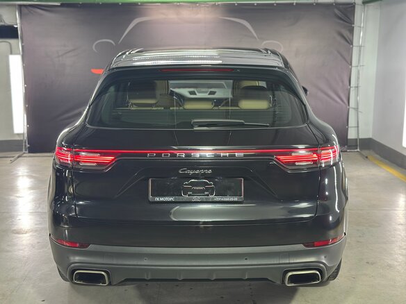 2018 Porsche Cayenne III, чёрный, 5950000 рублей - вид 11