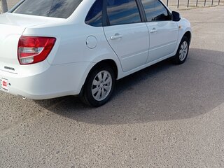 2013 Lada (ВАЗ) Granta I, белый, 550000 рублей, вид 4