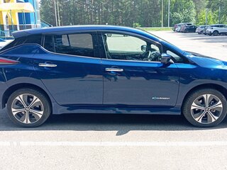 2019 Nissan Leaf II (ZE1), синий, 2299000 рублей, вид 5