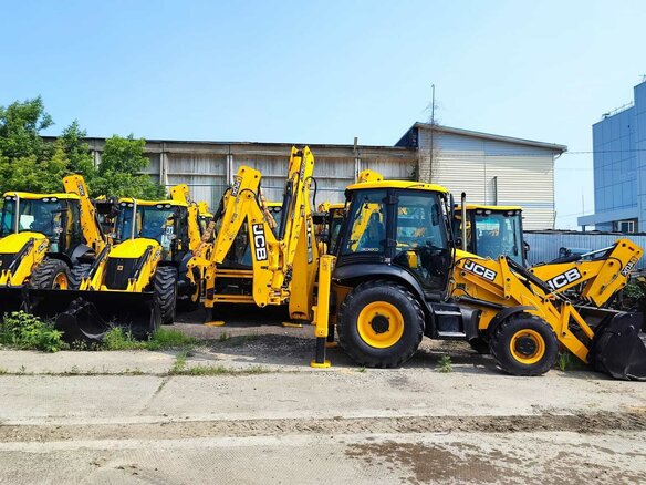 2024 JCB 3CX, жёлтый, 12950000 рублей - вид 4