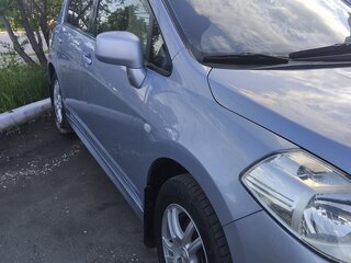 2011 Nissan Tiida I Рестайлинг, голубой, 750000 рублей, вид 3
