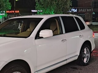 2009 Porsche Cayenne S I Рестайлинг (957), белый, 1350000 рублей, вид 3