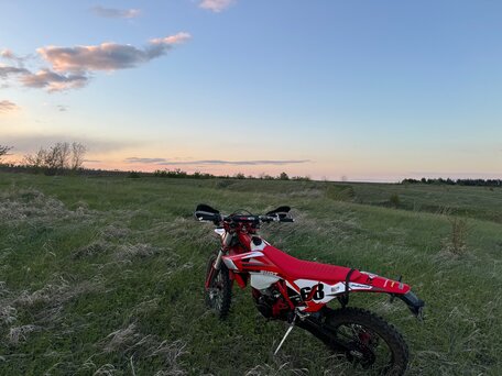 2024 Regulmoto Holeshot, красный, 205000 рублей, вид 2