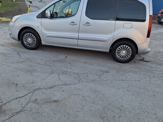 2012 Citroen Berlingo II Рестайлинг, серебристый, 963000 рублей, вид 5