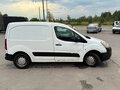 2011 Citroen Berlingo II, белый, 350000 рублей - вид 3