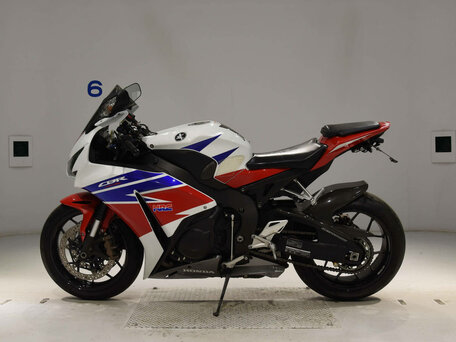 2014 Honda CBR 1000 RR/RA Fireblade, чёрный, 963123 рублей, вид 2