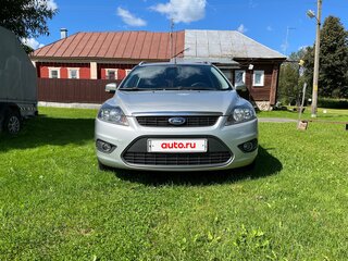 2010 Ford Focus II Рестайлинг, серебристый, 600000 рублей, вид 4