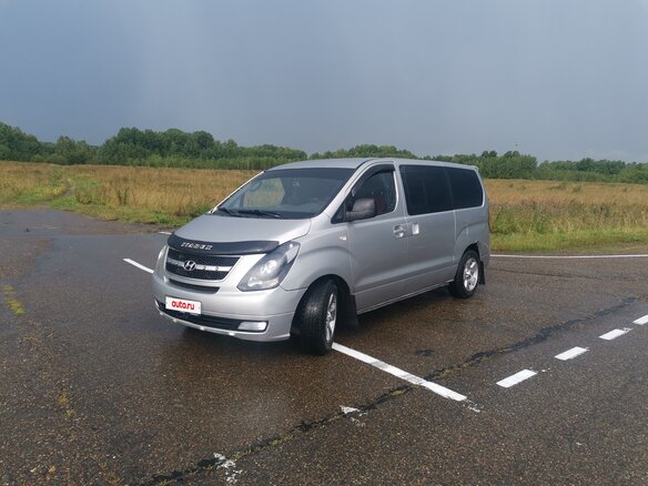2009 Hyundai Grand Starex I, серый, 1100000 рублей
