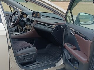 2020 Lexus RX 300 IV Рестайлинг, коричневый, 5700000 рублей, вид 5