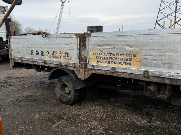1992 Isuzu Forward (F-Series), синий, 400000 рублей - вид 6