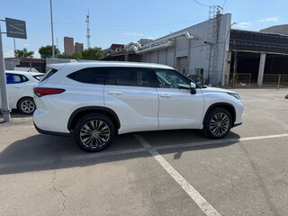 2026 Toyota Highlander IV (XU70), белый, 5195000 рублей, вид 3