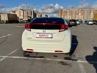 2012 Honda Civic IX, белый, 1100000 рублей, вид 5