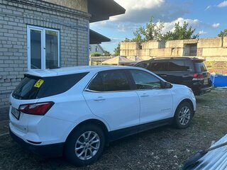 2021 Chevrolet Equinox III, белый, 1650000 рублей, вид 3