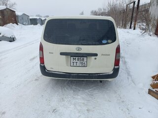 2005 Toyota Probox I, белый, 400000 рублей, вид 5