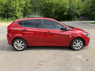 2014 Hyundai Solaris I Рестайлинг, красный, 870000 рублей, вид 5