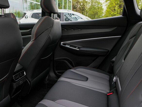 2026 Geely Cityray, белый - вид 20