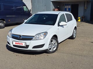 2012 Opel Astra H Рестайлинг, белый, 600000 рублей, вид 1