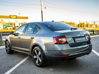 2019 Skoda Octavia III (A7) Рестайлинг, серый, 2048000 рублей, вид 5