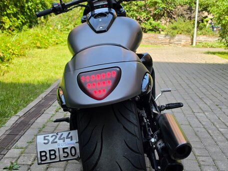 2016 Suzuki Boulevard M109R, серый, 1490000 рублей, вид 5