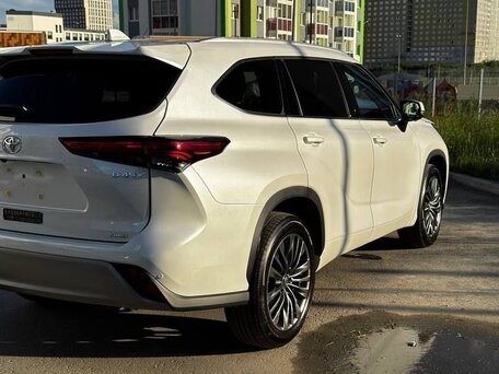 2026 Toyota Highlander IV (XU70), белый, 4959900 рублей, вид 2