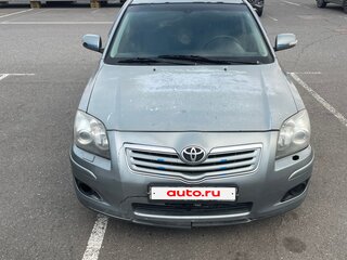 2007 Toyota Avensis II Рестайлинг, серебристый, 390000 рублей, вид 1