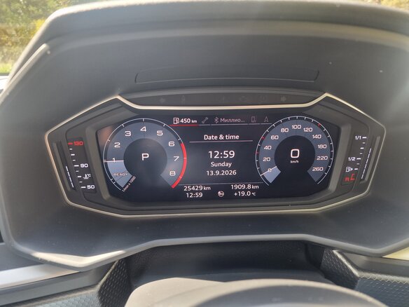 2019 Audi A1 35 TFSI II (GB), белый, 1500000 рублей - вид 4