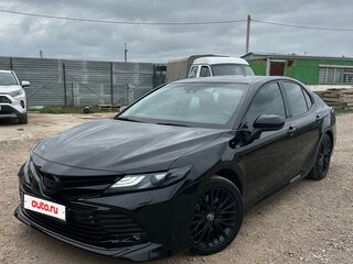 2020 Toyota Camry VIII (XV70), чёрный, 3380000 рублей, вид 1