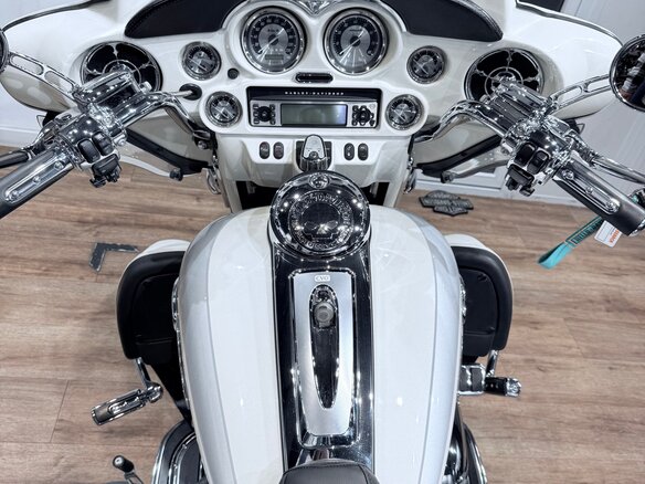 2008 Harley-Davidson Electra Glide, белый, 1199000 рублей - вид 18