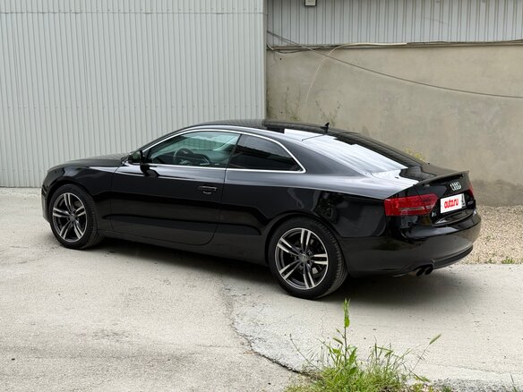 2010 Audi A5 I (8T), чёрный, 1200000 рублей - вид 3