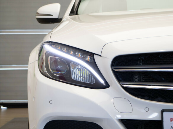 2015 Mercedes-Benz C-Класс 200 IV (W205), белый, 2565000 рублей - вид 36