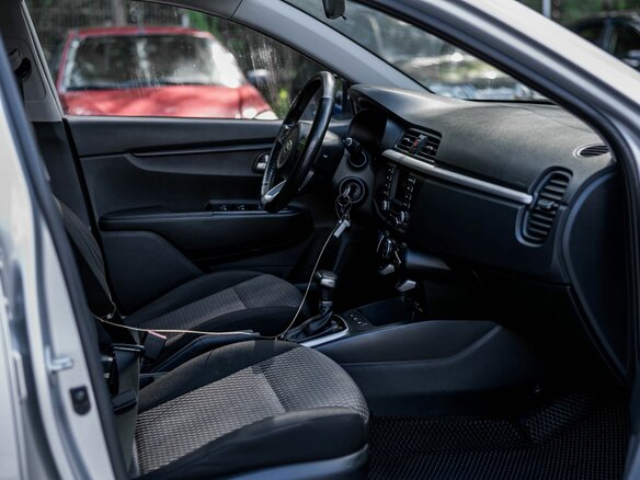 2019 Kia Rio X-Line IV, серый - вид 11