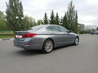 2018 BMW 5 серии 520i VII (G30/G31/G38), серый, 2750000 рублей, вид 3