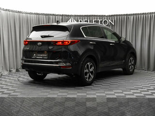 2020 Kia Sportage IV Рестайлинг, чёрный, 2249000 рублей, вид 4
