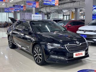 2024 Skoda Superb III Рестайлинг, чёрный, 3840851 рублей, вид 3