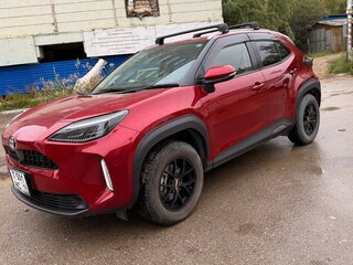 2021 Toyota Yaris Cross I, красный, 2100000 рублей, вид 2