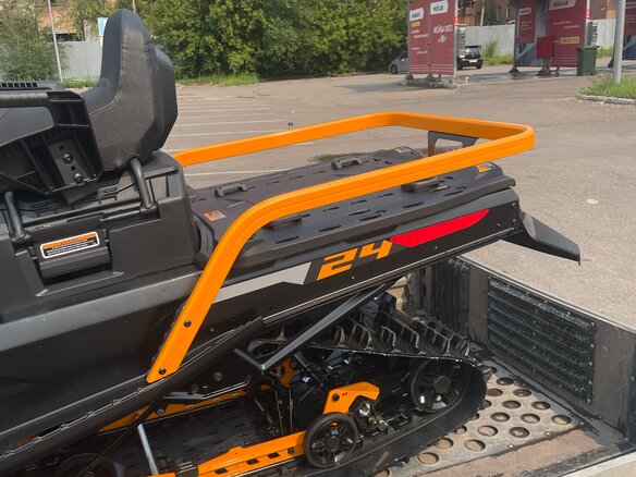 2026 BRP Ski-Doo Skandic LE 900 ACE, чёрный, 2390000 рублей - вид 10