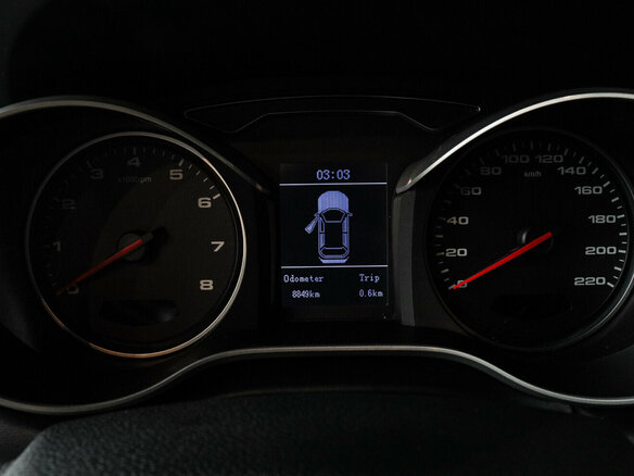 2024 JAC JS3, чёрный, 1300000 рублей - вид 9