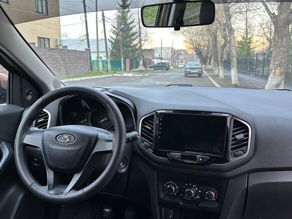 2019 Lada (ВАЗ) XRAY I, коричневый, 750000 рублей - вид 5