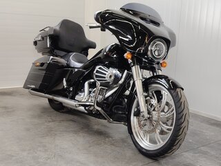 2015 Harley-Davidson Street Glide Special, чёрный, 1159000 рублей, вид 2
