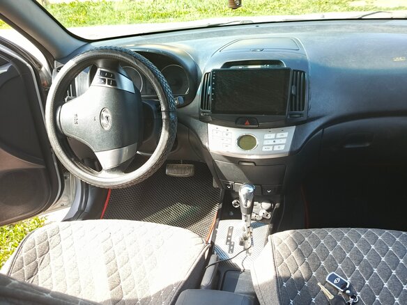2011 Hyundai Elantra IV (HD), серебристый, 650000 рублей - вид 6