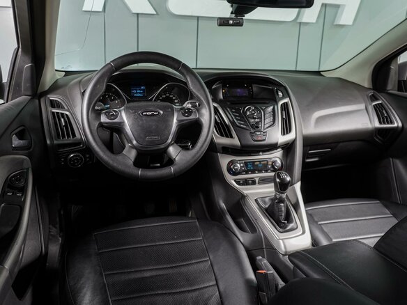 2012 Ford Focus III, серый - вид 5