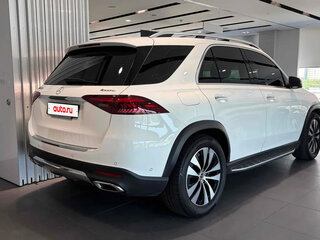 2025 Mercedes-Benz GLE 300 d II (V167) Рестайлинг, белый, 8920000 рублей, вид 2