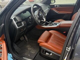 2021 BMW X5 45e IV (G05/G18), серый, 6850000 рублей, вид 3
