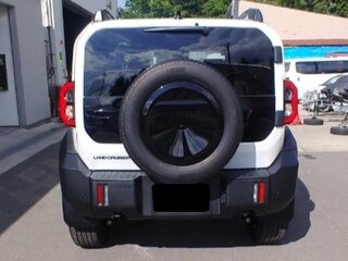 2026 Toyota Land Cruiser FJ, белый, 7099000 рублей, вид 4