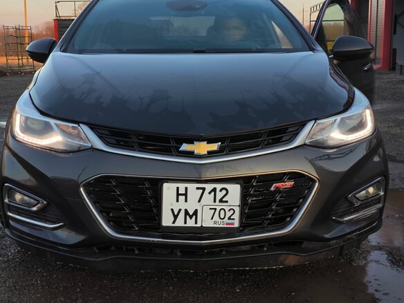 2016 Chevrolet Cruze II, серый, 1500000 рублей - вид 8